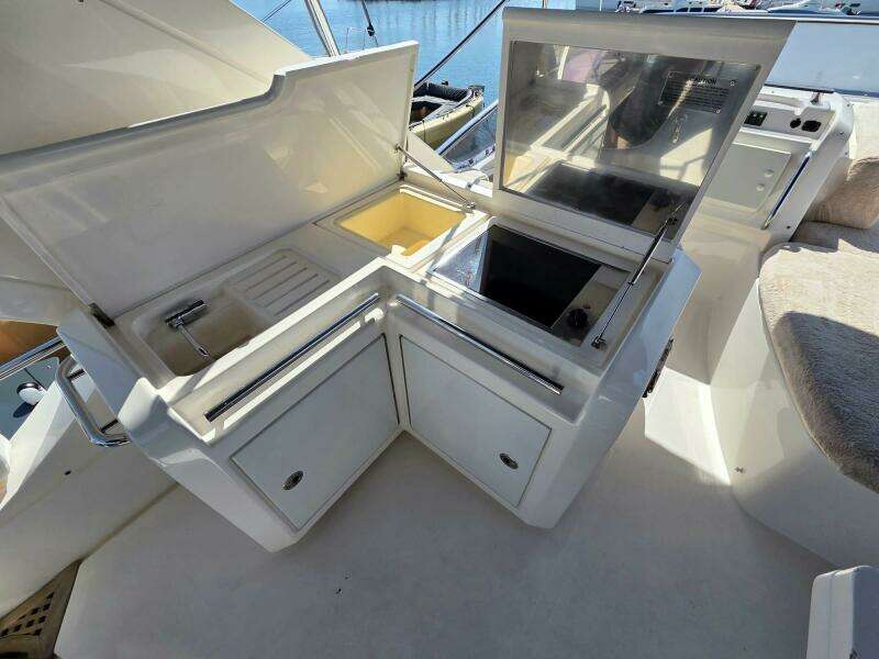 60ft Azimut Yacht For Sale