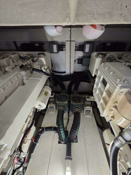 60ft Azimut Yacht For Sale