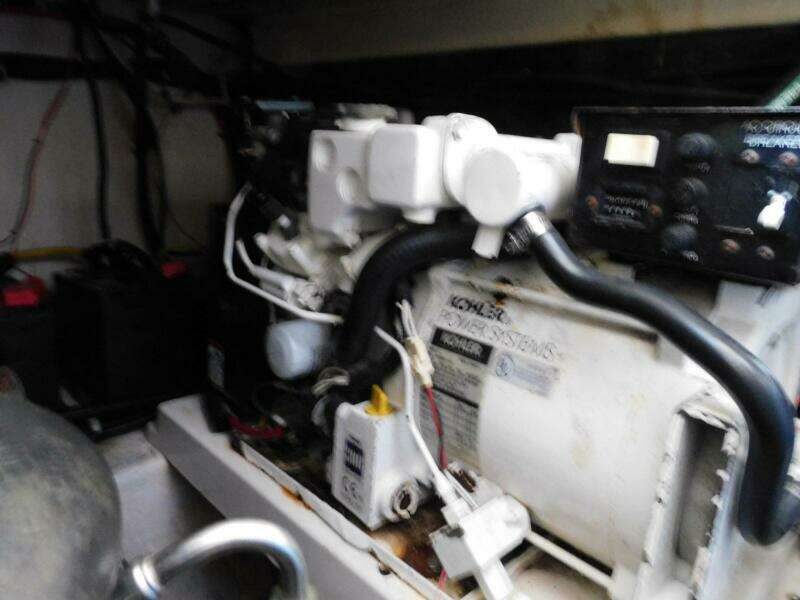 The Revenge 30ft Monterey Yacht For Sale