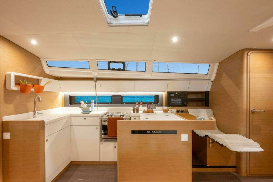 45ft Jeanneau Yacht For Sale