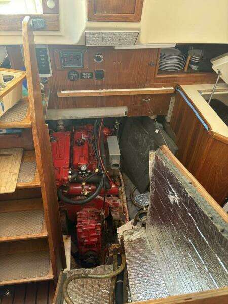 Halcyon 35ft Niagara Yacht For Sale