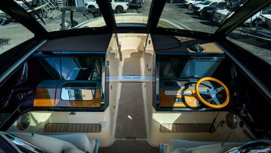 Calypso 35 35ft Chris Craft Yacht For Sale