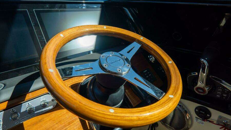 Calypso 35 35ft Chris Craft Yacht For Sale