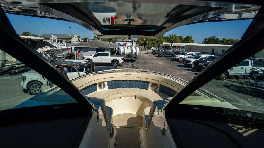 Calypso 35 35ft Chris Craft Yacht For Sale