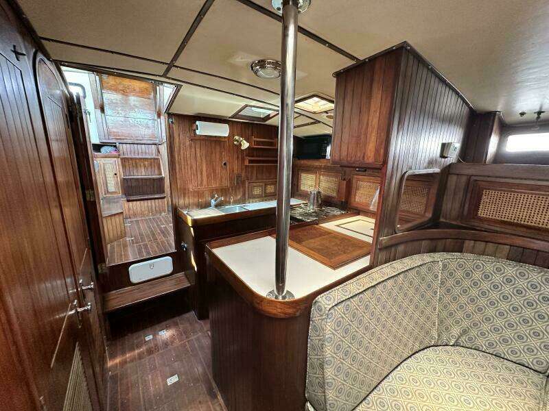 Luna Sea 43ft Oceanic Yacht For Sale