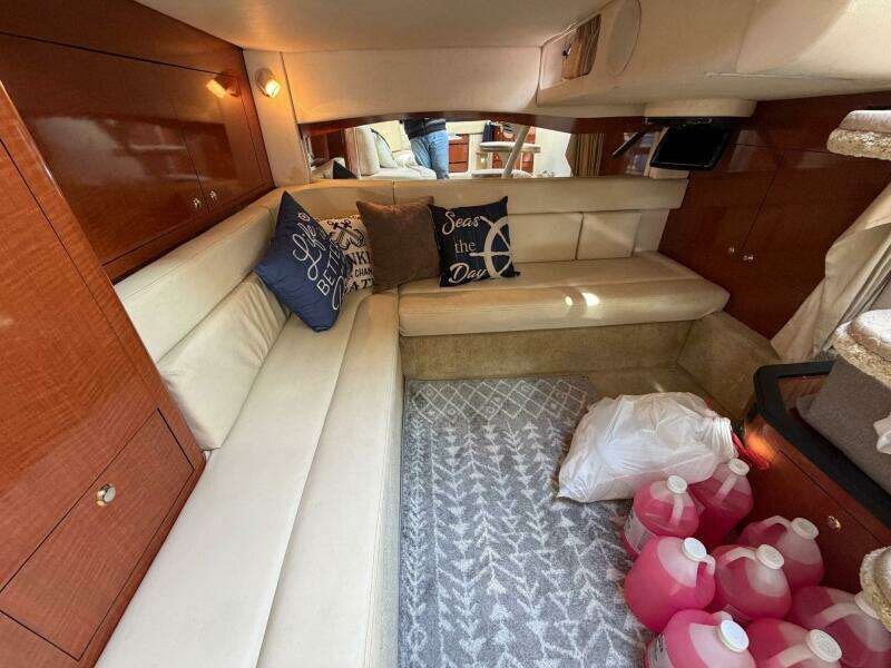 Our Priorities 34ft Sea Ray Yacht For Sale