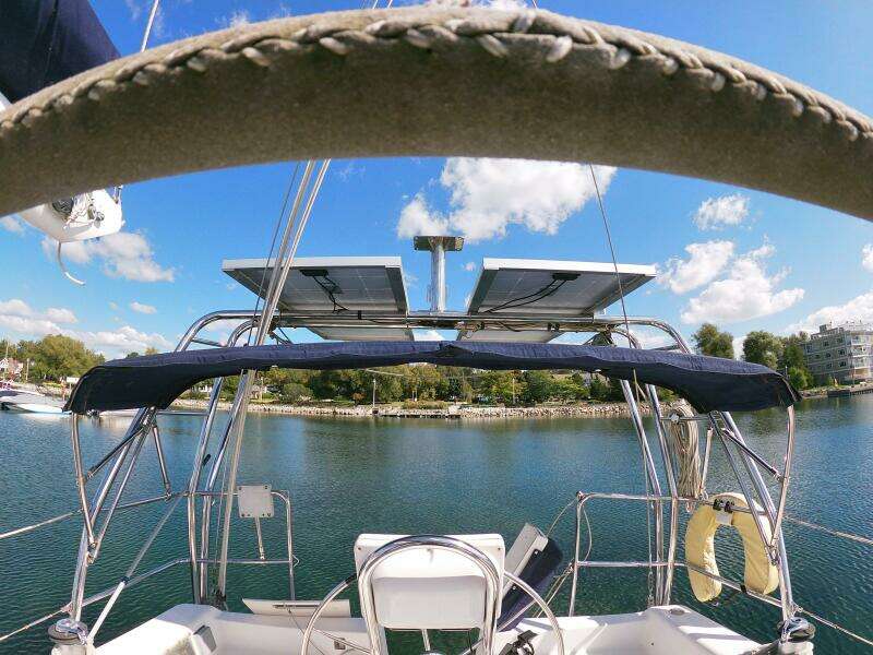 Silver 35ft Saga Yacht For Sale