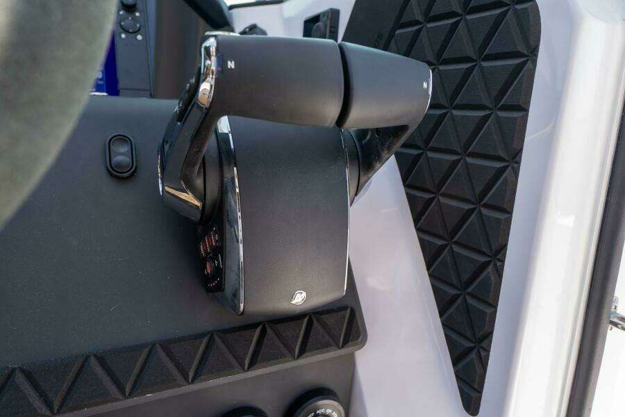 Axopar 37 Stock 44 37ft Axopar Yacht For Sale