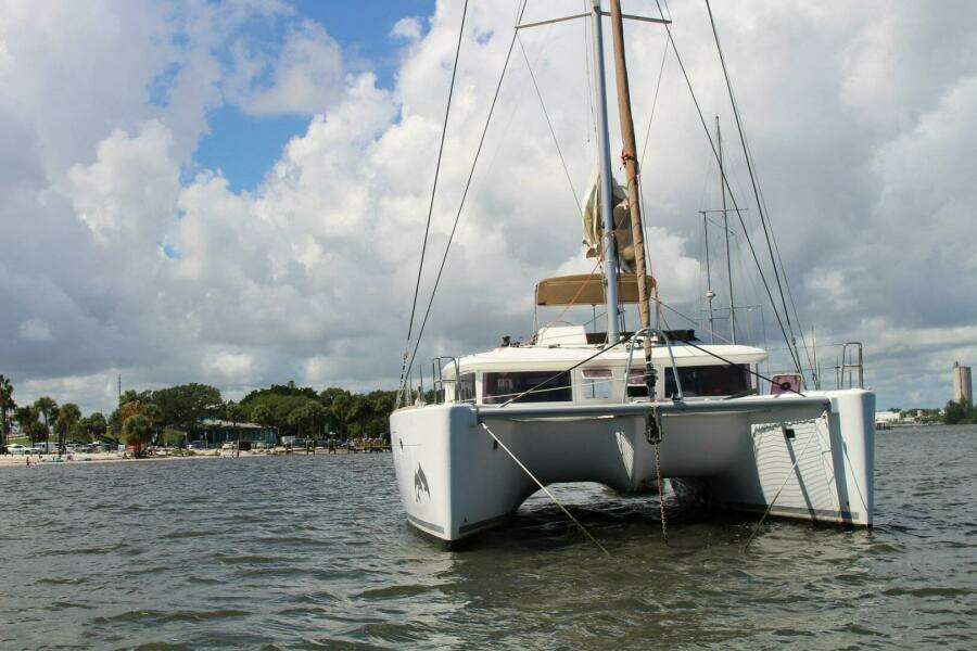 ARAH 45ft Lagoon Yacht For Sale