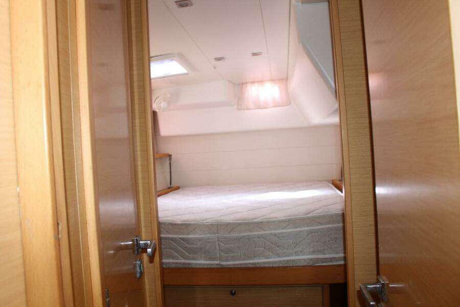 ARAH 45ft Lagoon Yacht For Sale