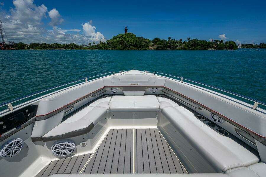 43ft Formula Yacht For Sale