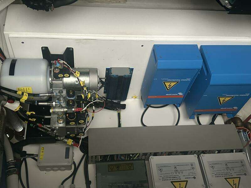 World Wide 46ft Prestige Yacht For Sale