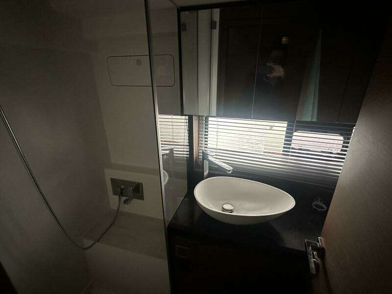 World Wide 46ft Prestige Yacht For Sale