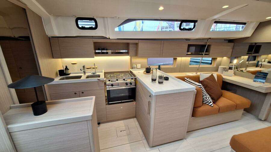 Beneteau Oceanis 47 FIRST LINE
