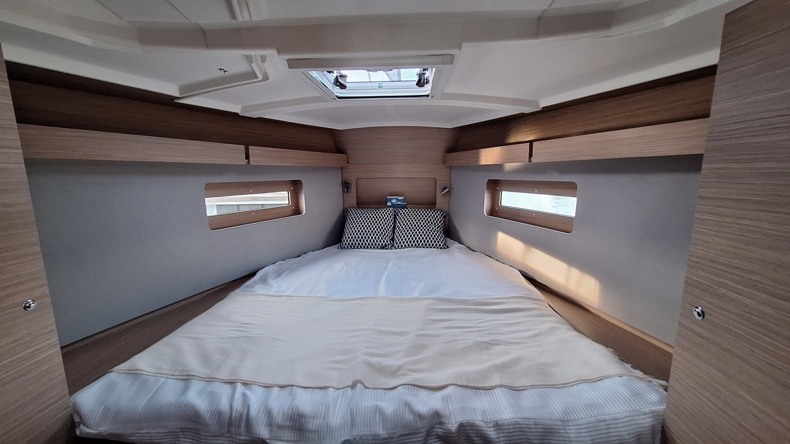 Beneteau Oceanis 37.1 First Line