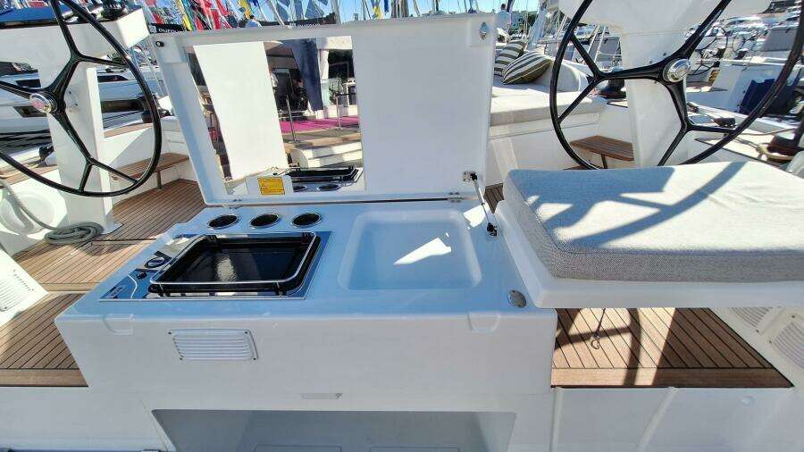 Beneteau Oceanis 52 FIRST LINE