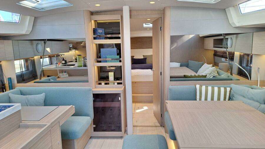 Beneteau Oceanis 52 FIRST LINE