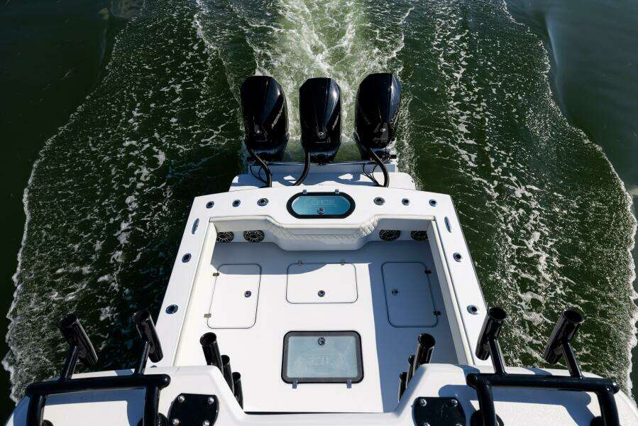 33ft Conch Yacht For Sale