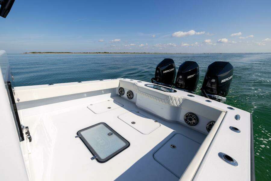 33ft Conch Yacht For Sale