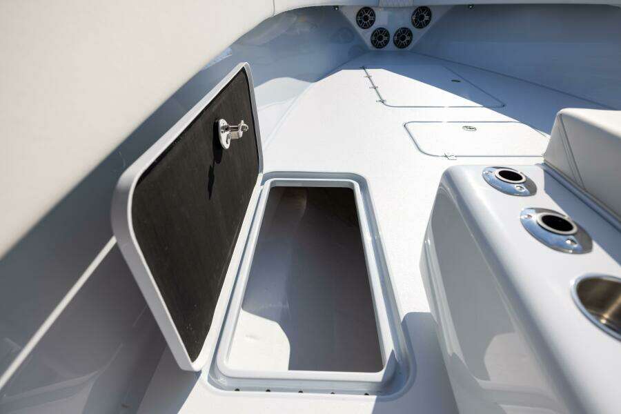 33ft Conch Yacht For Sale