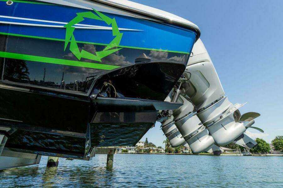 34ft Fountain Yacht For Sale