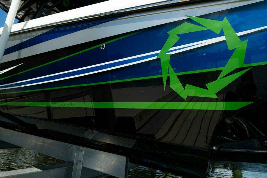 34ft Fountain Yacht For Sale