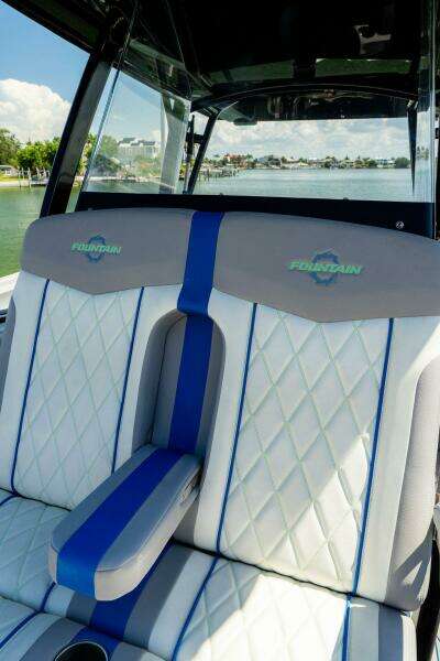 34ft Fountain Yacht For Sale