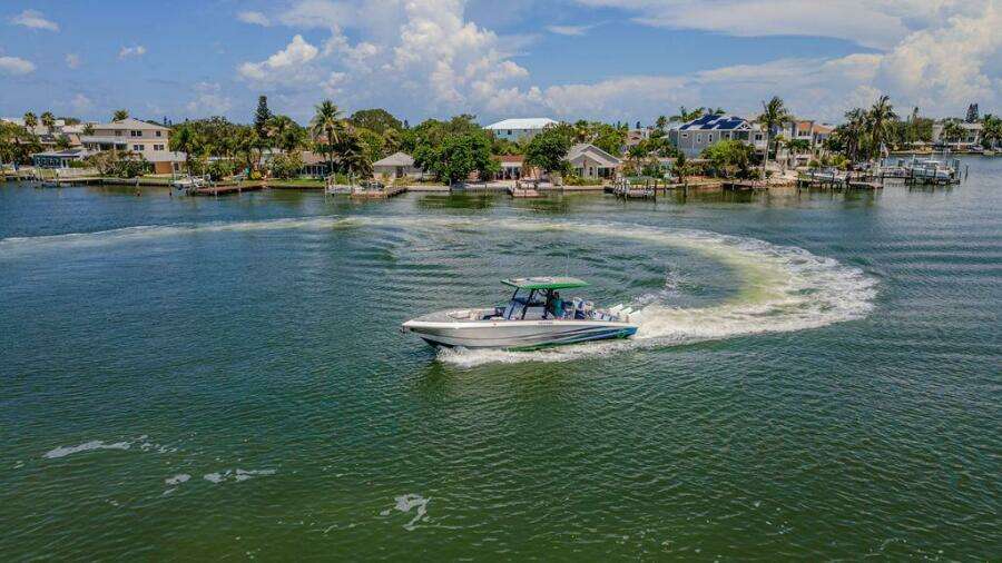 34ft Fountain Yacht For Sale