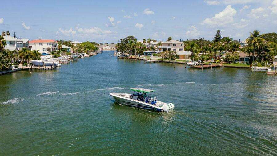 34ft Fountain Yacht For Sale