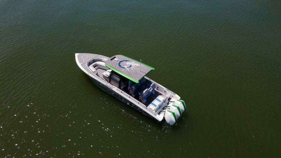 34ft Fountain Yacht For Sale