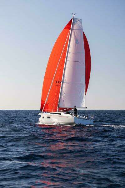 Beneteau Oceanis 34.1 First Line