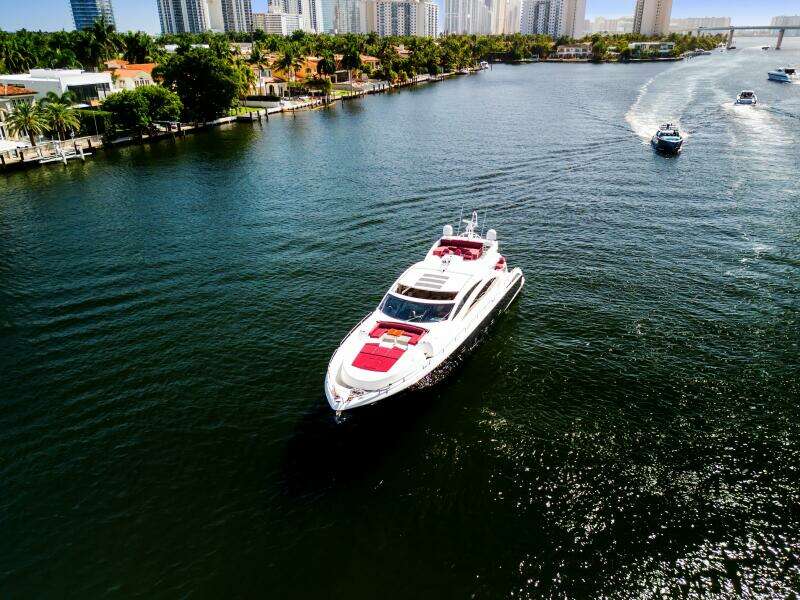 84ft Sunseeker Yacht For Sale