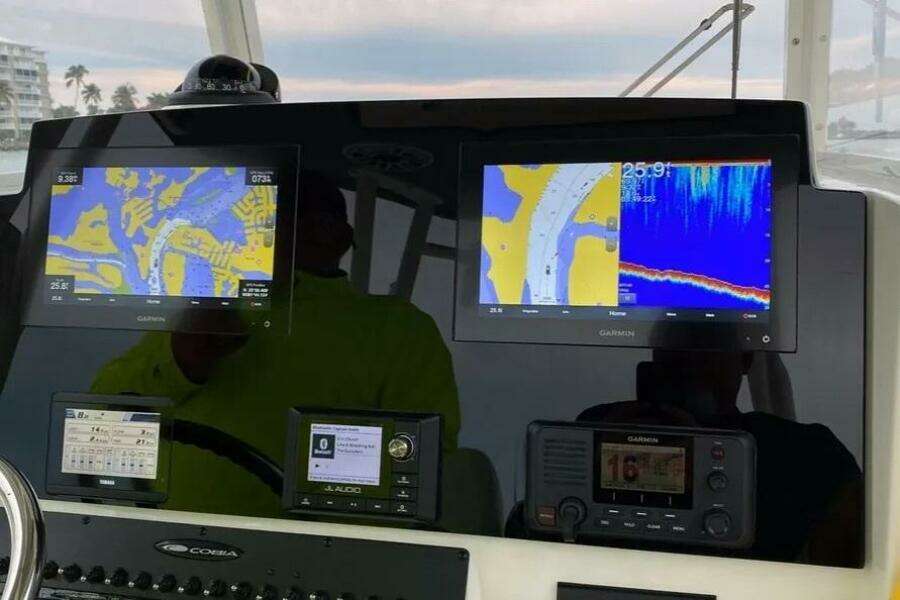 31ft Cobia Yacht For Sale