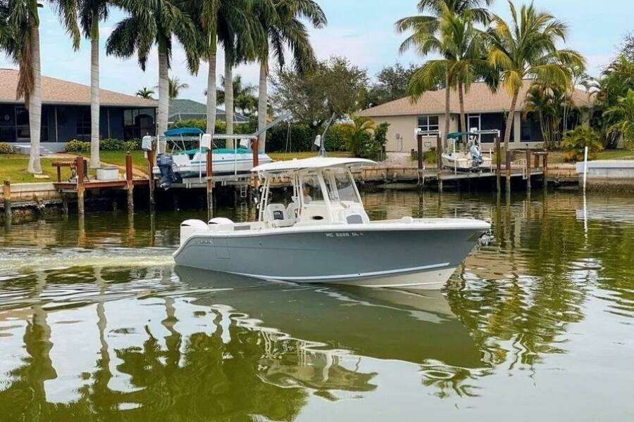 31ft Cobia Yacht For Sale