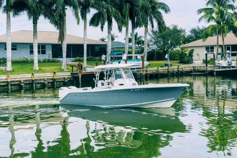 31ft Cobia Yacht For Sale