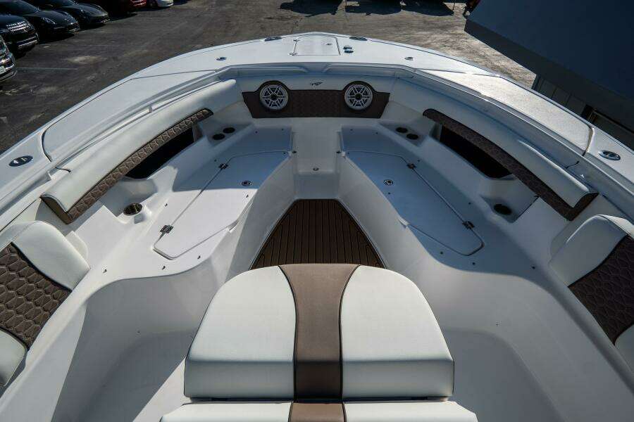 32ft Tidewater Yacht For Sale