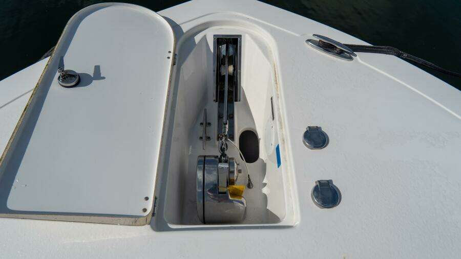 320 CC Adventure 32ft Tidewater Yacht For Sale
