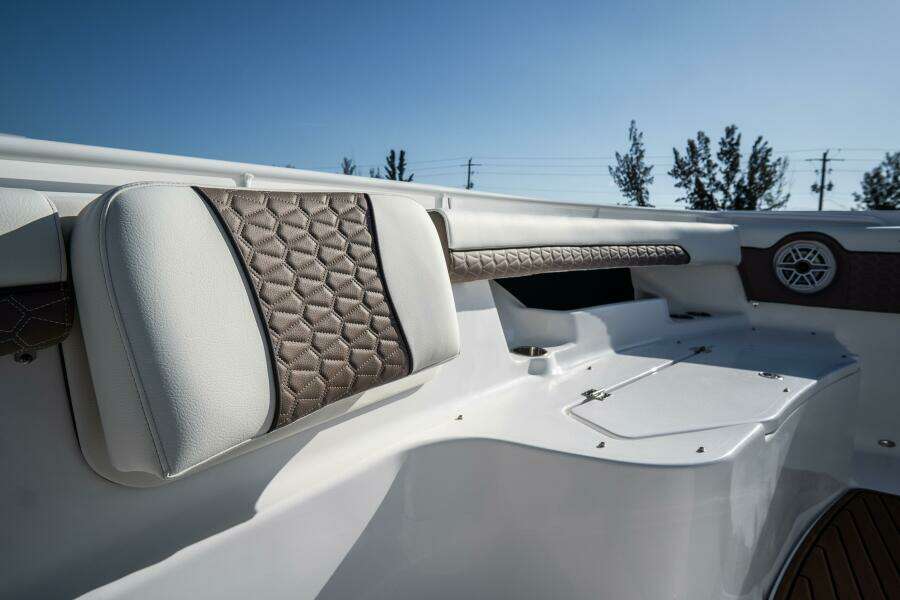 32ft Tidewater Yacht For Sale