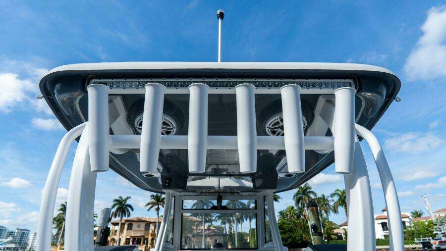 320 CC Adventure 32ft Tidewater Yacht For Sale