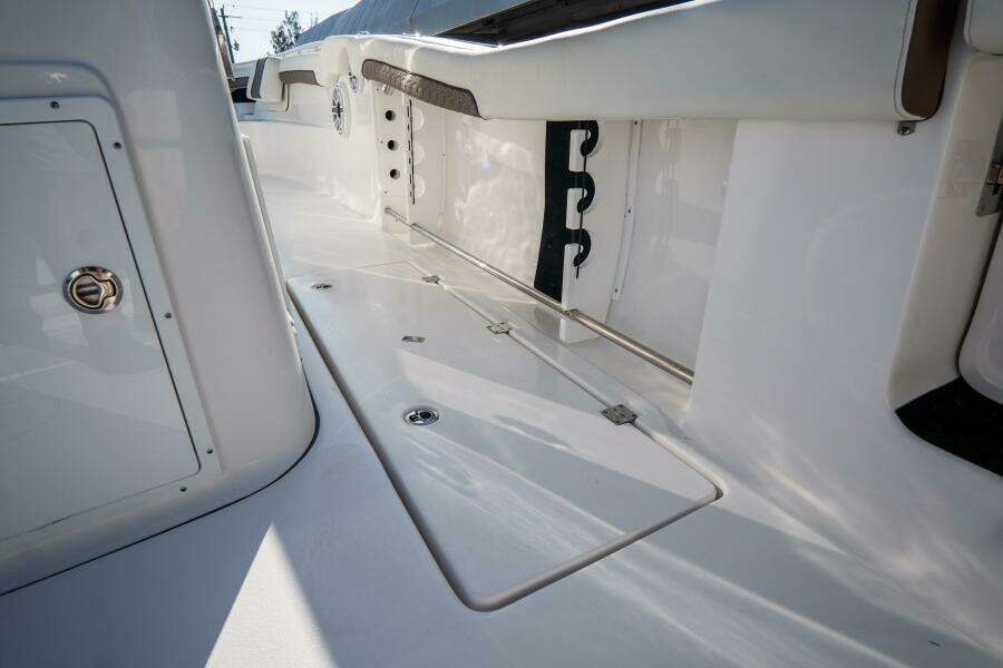 32ft Tidewater Yacht For Sale