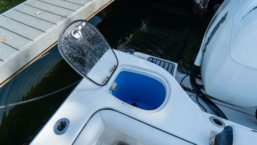 320 CC Adventure 32ft Tidewater Yacht For Sale