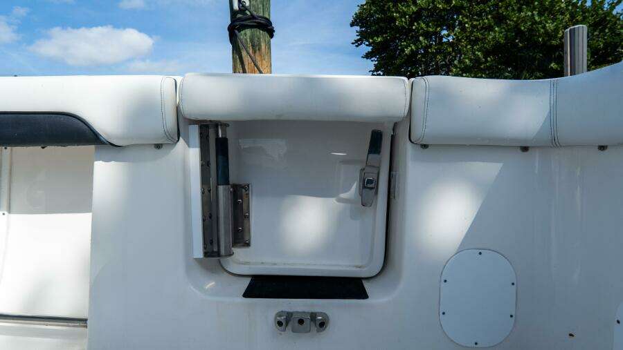 320 CC Adventure 32ft Tidewater Yacht For Sale