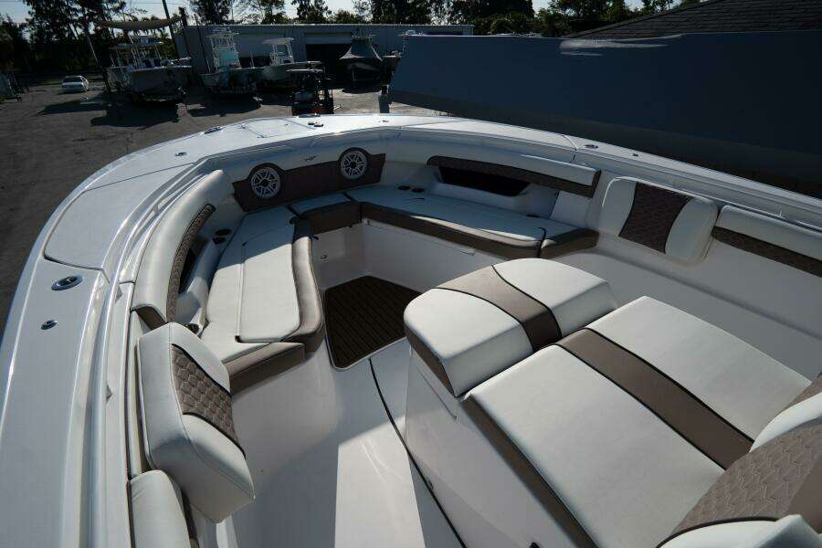 32ft Tidewater Yacht For Sale