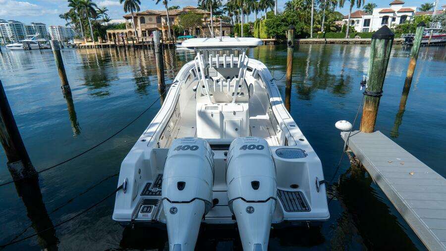 320 CC Adventure 32ft Tidewater Yacht For Sale