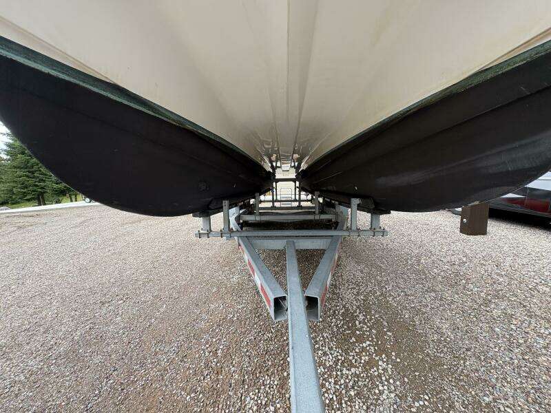 27ft Glacier Bay Yacht For Sale