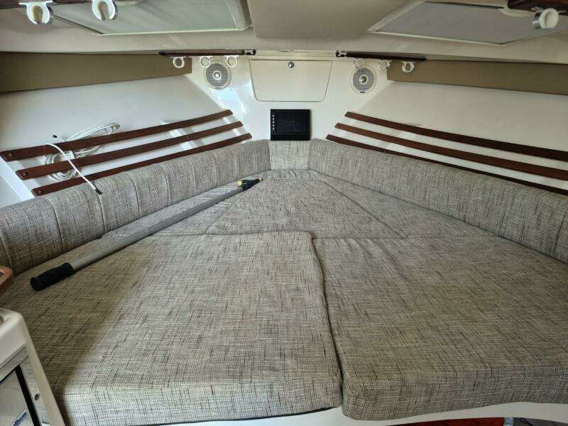 Rising Sun 33ft Grady White Yacht For Sale