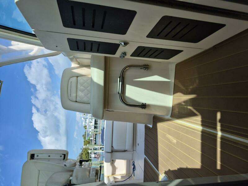 Rising Sun 33ft Grady White Yacht For Sale