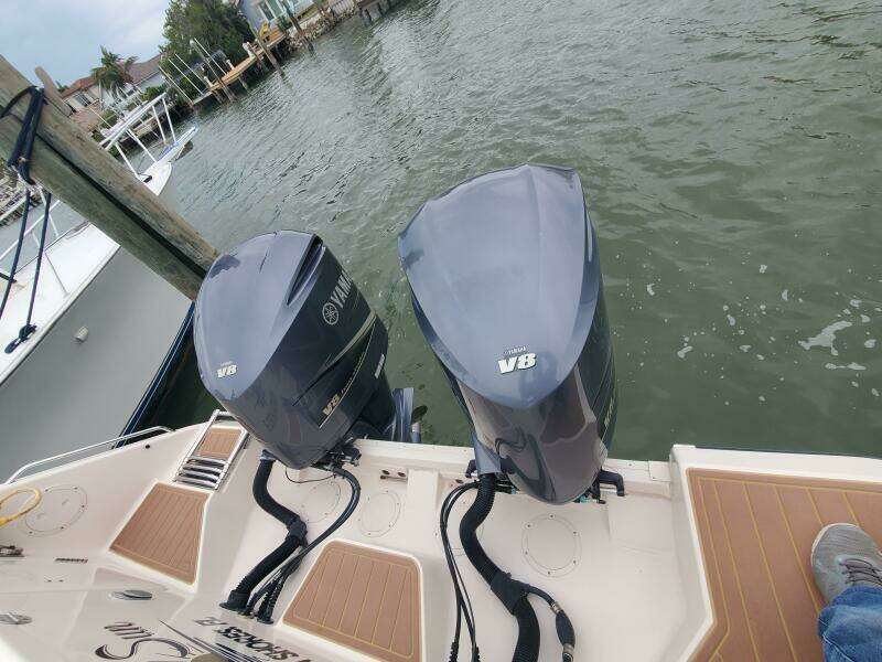 Rising Sun 33ft Grady White Yacht For Sale