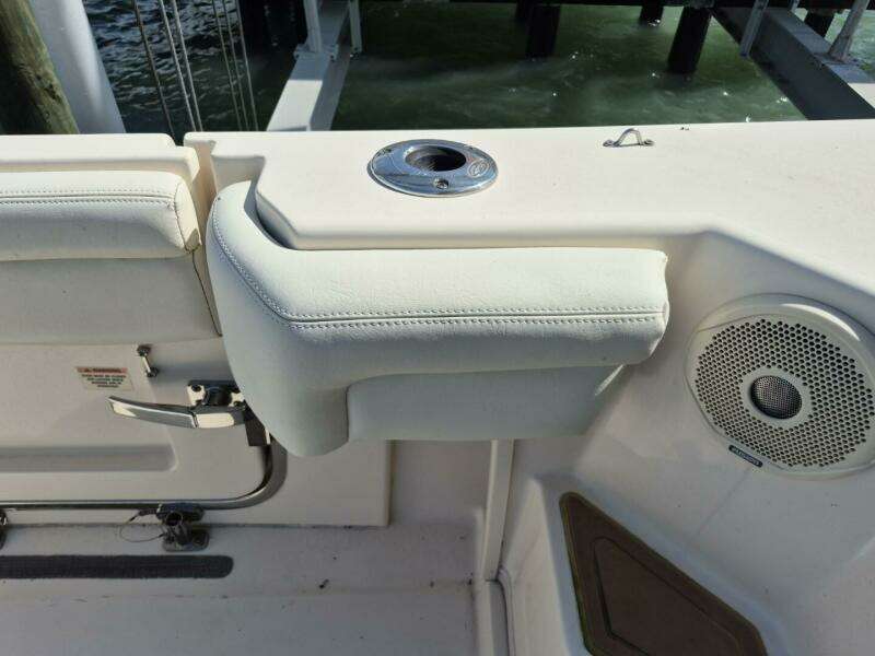 Rising Sun 33ft Grady White Yacht For Sale