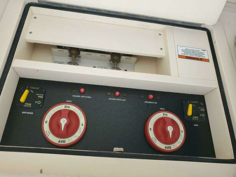 Rising Sun 33ft Grady White Yacht For Sale